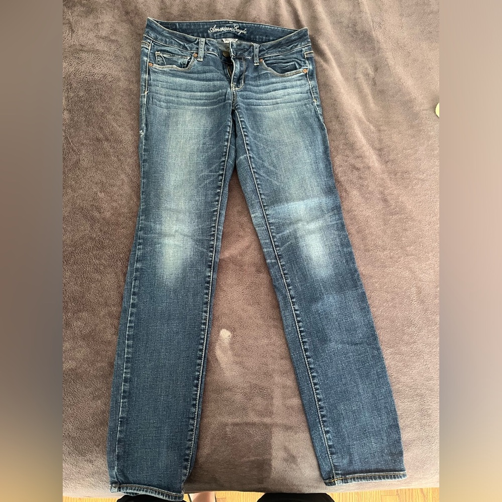 Women’s AE super stretch straight leg jeans